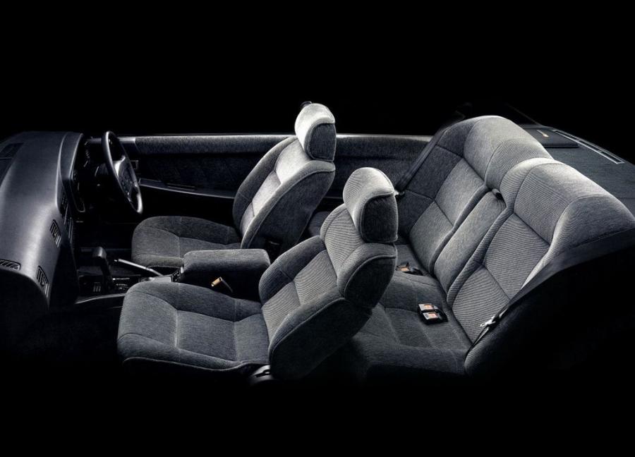  Nissan Leopard Coupe 1988 года  (фото 2 из 4)